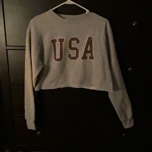 USA cropped crew neck